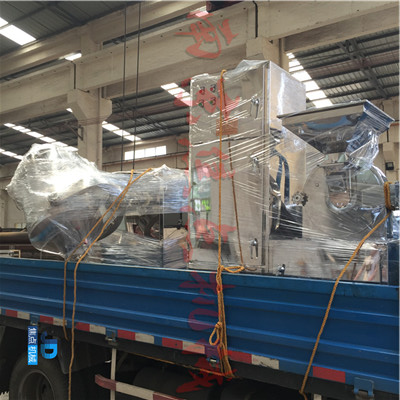 粉碎機、混合機與真空上料機搭配，解決你的問題